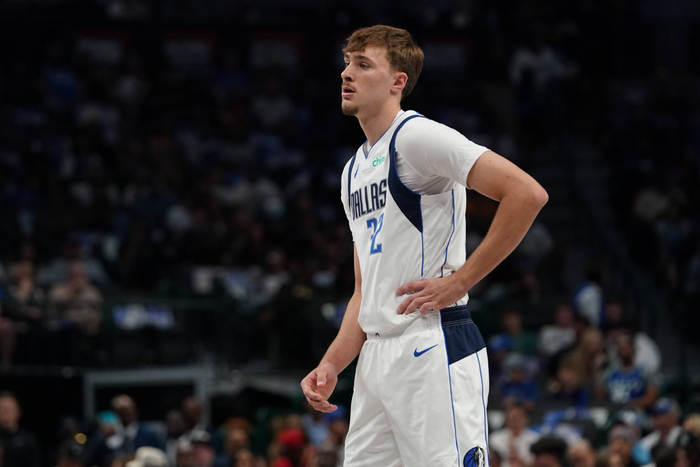 弗拉格20+8+6献制胜助攻，独行侠逆转国王迎连胜，预定NBA全明星|库珀·弗拉格|萨克拉门托国王队|达拉斯独行侠队|德玛尔-德罗赞|杰森-基德_新浪体育_新浪新闻